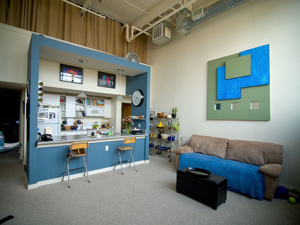 1st image of 1021 N Hancock St APT 14