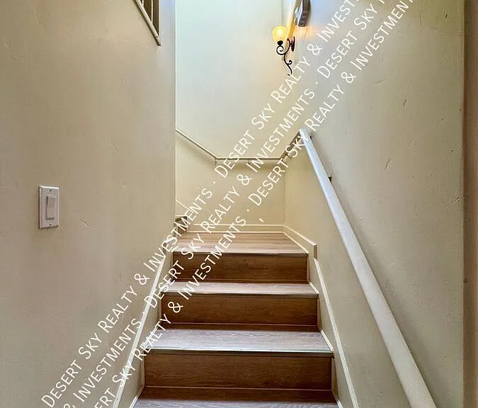 4334 Capistrano Ave — Photo 21