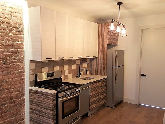 3rd image of 271 Halsey St #1A