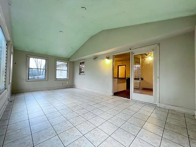4122 Johns St NW — Photo 5