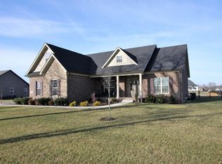 751 Aaron Rd, Bowling Green, KY 42101