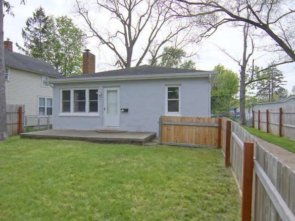1220 Pearl St, Benton Harbor, MI 49022