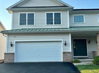 1803 Robinson Close, Moosic, PA 18507