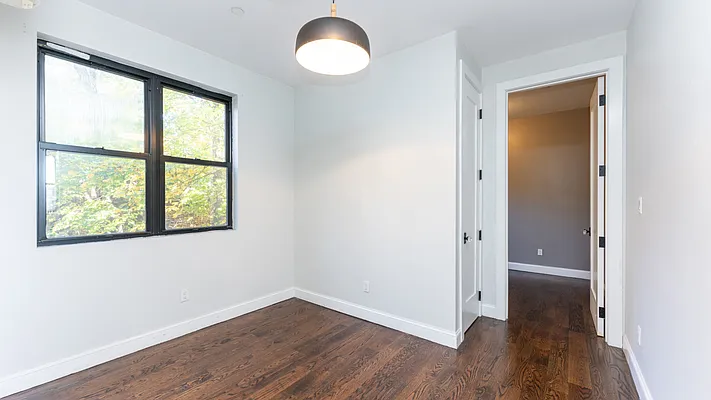 Rented by Nooklyn NYC LLC | media 27
