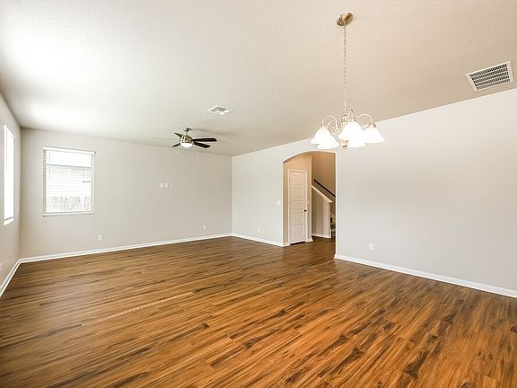 5th image of 8230 Broussard