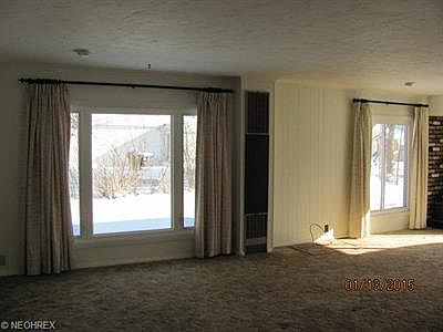 2nd image of 105 Edgewood Dr