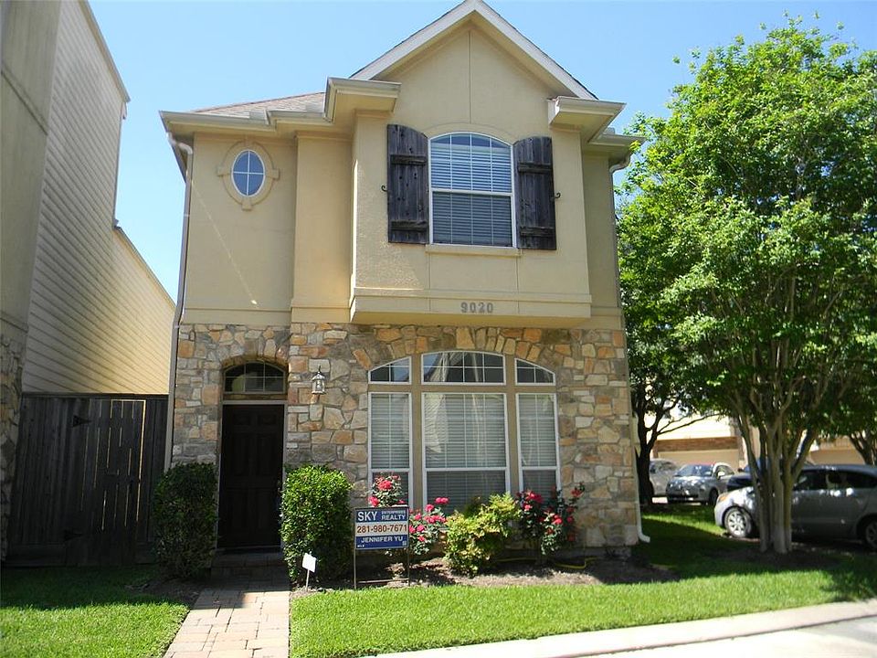 1st image of 9020 Creekstone Lake Dr