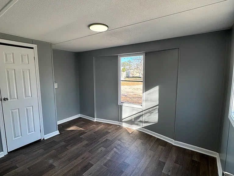 4400 Broad St #15 — Photo 5