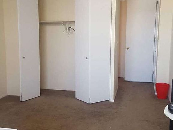 3rd image of 2921 S Michigan Ave APT 401