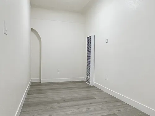 411 E Santa Clara St Photo 1