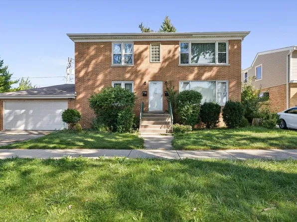 8121 N Ottawa Ave, Niles, IL 60714