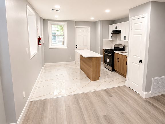 4th image of 96 Eaton Pl #4L