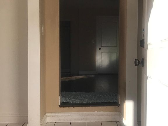 3rd image of 3934 Michigan Ave