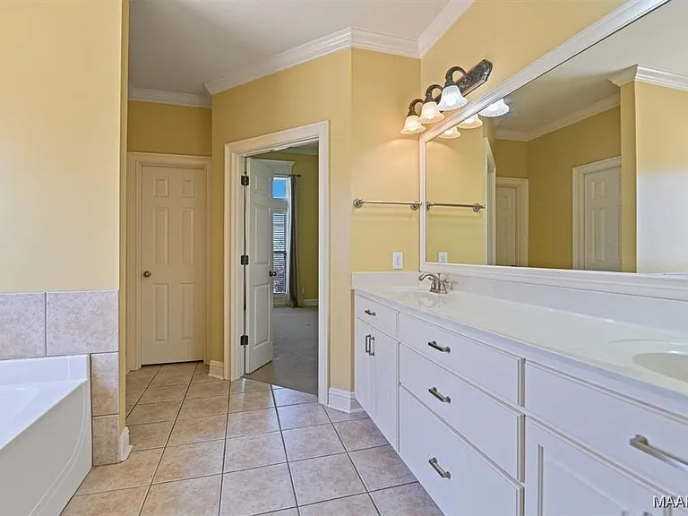 8318 Chadburn Way — Photo 26