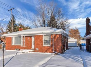 23838 Wilmot Ave, Eastpointe, MI 48021
