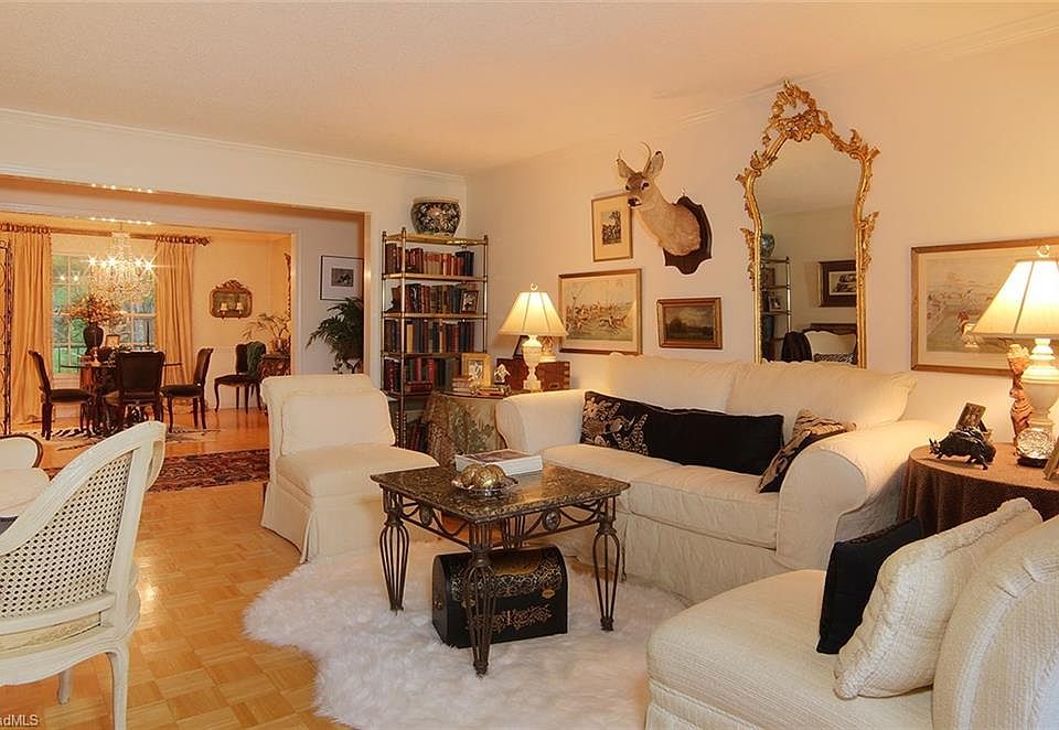 1st image of 7 Fountain Manor Dr Unit D