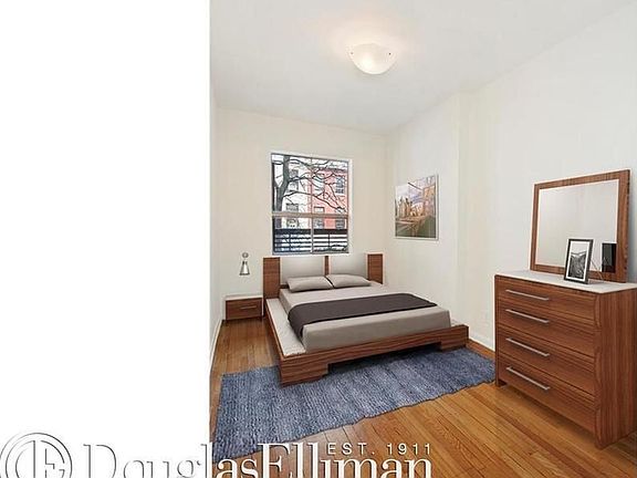4th image of 211 E 60th St #4C