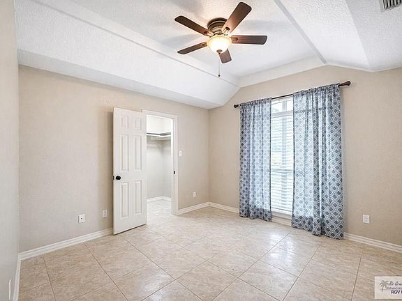 5th image of 1830 Swan Ln
