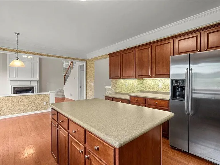 2080 Vistoria Dr — Photo 11