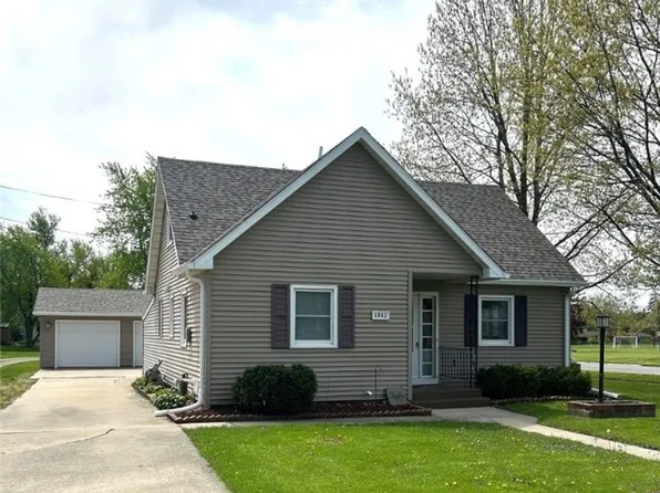 1802 9th Ave, Grinnell, IA 50112