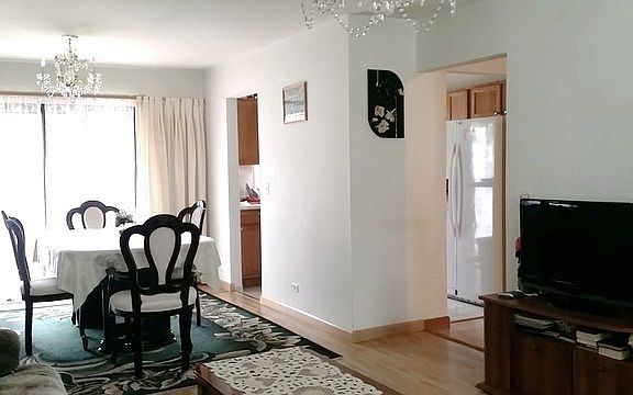 3rd image of 1201 W Bryn Mawr Ave