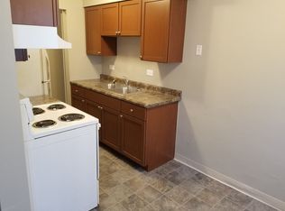 Hiawatha, Minneapolis, MN 55406