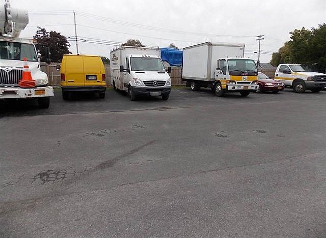 2nd image of 10 Guideboard Rd