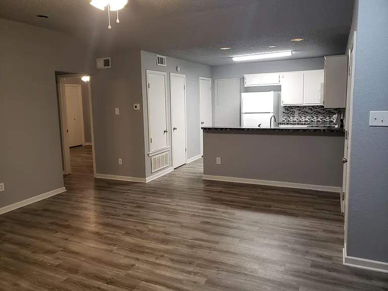 Living to Kitchen and Hall/Bedrooms