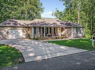 700 Rolling Acres Rd, Smithville, TN 37166