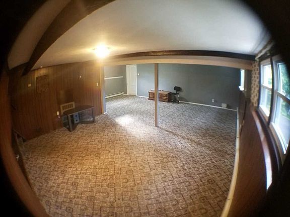 4th image of 36 Stephanie Ln