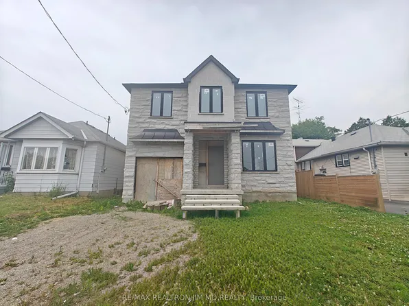 6 Cotton Ave, Toronto, ON M1K 1Z2