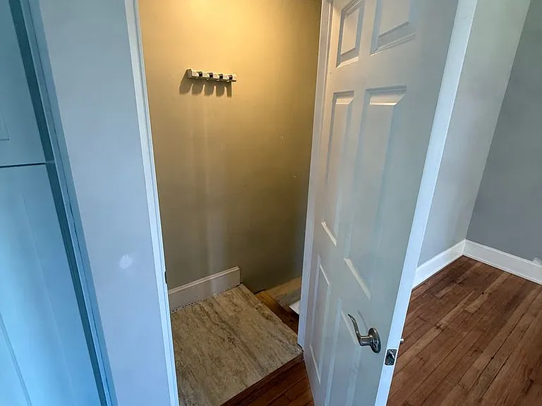 21 N Kershaw St — Photo 22