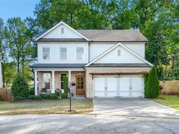 243 N Gwinnett St, Buford, GA 30518