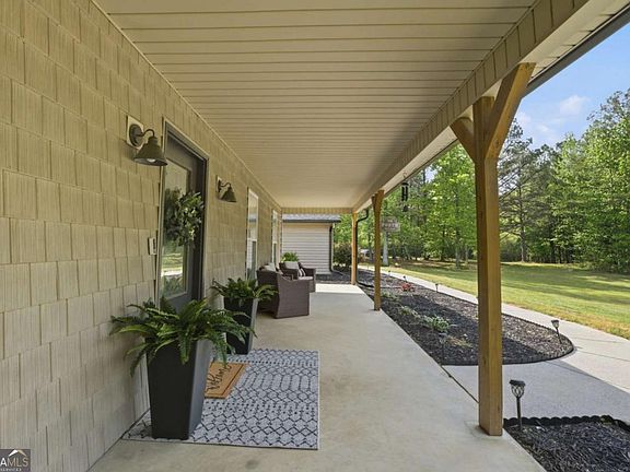 5th image of 358 Youngs Farm Rd