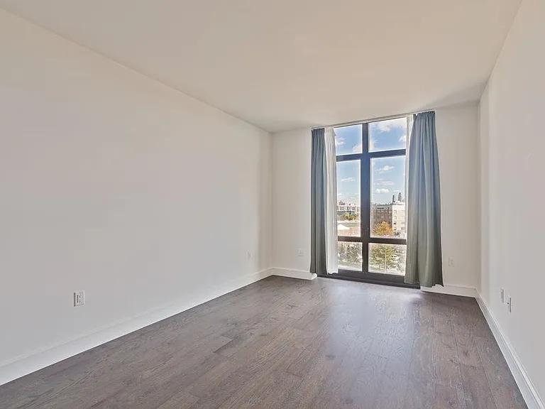 8701 Churchill Rd #502 — Photo 8