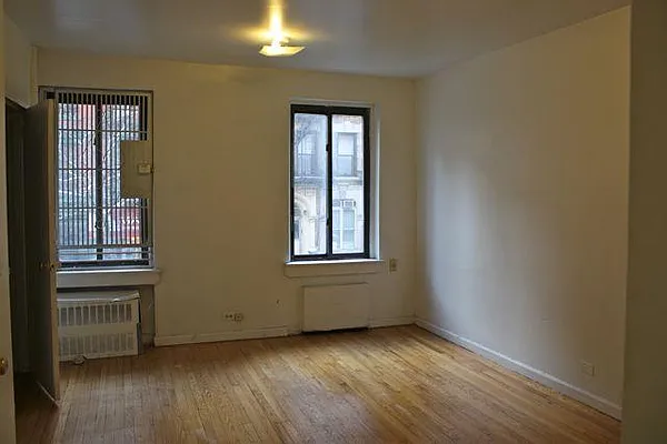 Rented by Town Residential | media 6