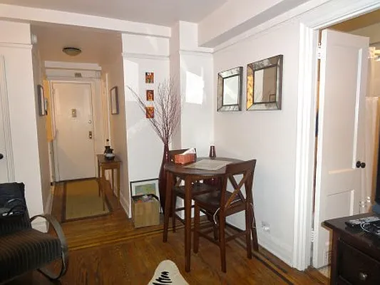 Rented by Margaret Bassett Real Estate | media 11