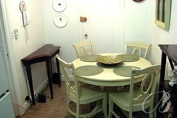 Rented by Bellmarc Realty | media 20