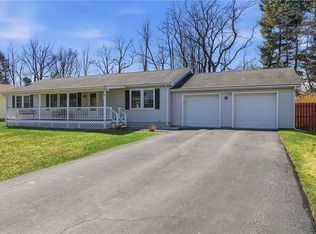 10 Wellsley Dr, Dryden, NY