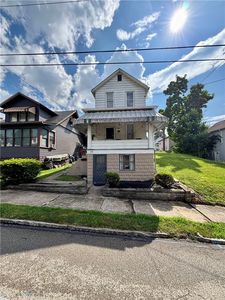 209 Crest Ave, Charleroi, PA, 15022