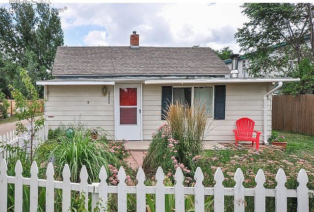 1st image of 35986 Grandview Ave