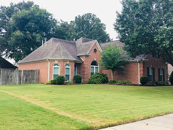 2nd image of 12321 Afton Pl