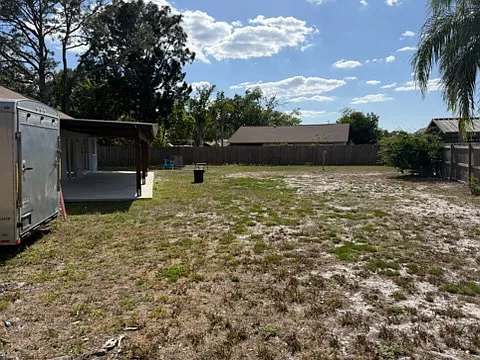 8913 Wood Lake Ct — Photo 17