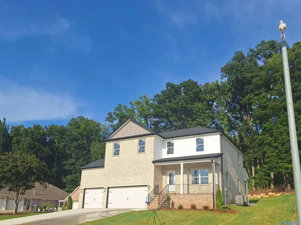 105 Amber Way, Decatur, AL 35603
