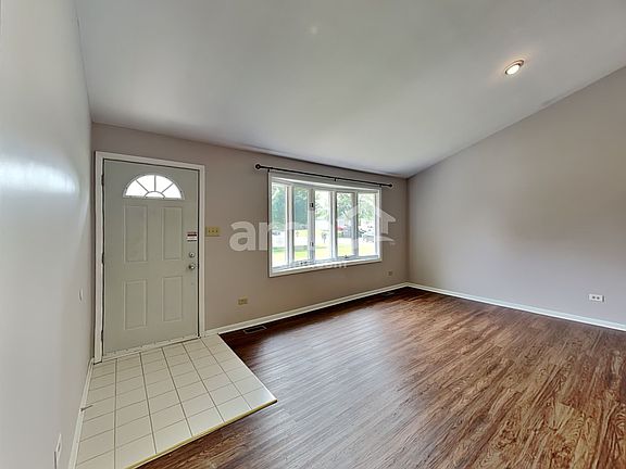 5th image of 6605 Goldhaber Ln