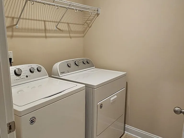 810 Rymark Ct #810 — Photo 7