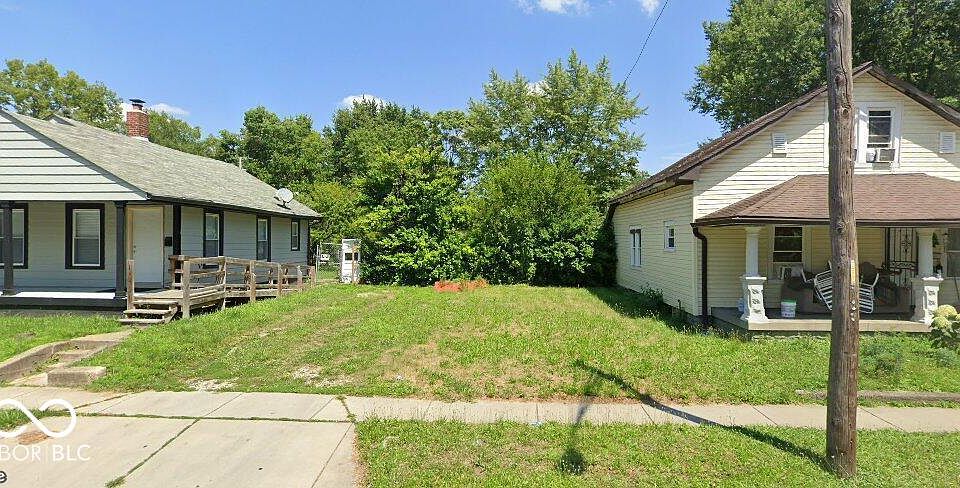 2nd image of 939 Haugh St