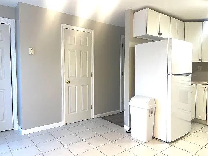 2 bed, 1088 sqft, $2,200 — Photo 3