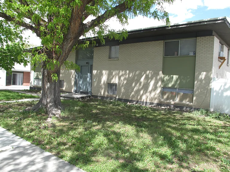 3819 S Lee Maur St #1 — Photo 2