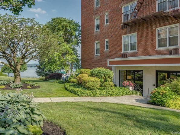 Howard Hanna Rand Realty